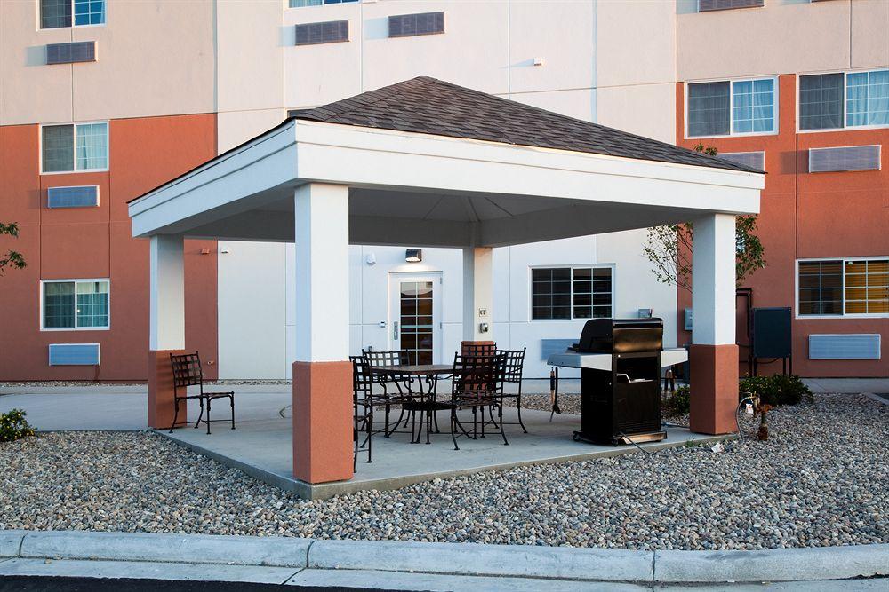 Candlewood Suites Minot By Ihg Kültér fotó