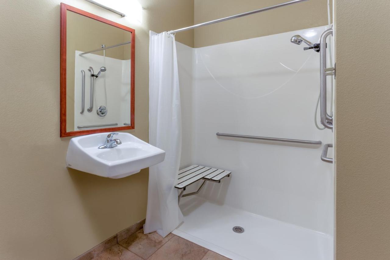 Candlewood Suites Minot By Ihg Kültér fotó